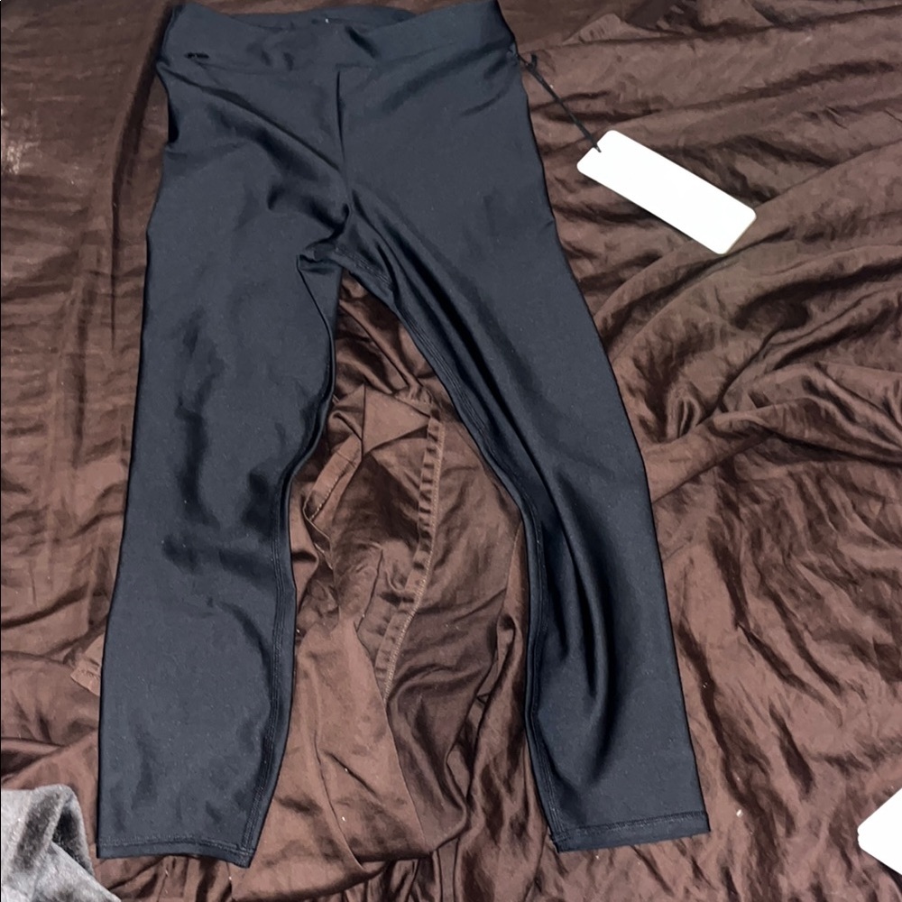 ALO Yoga Black Capris